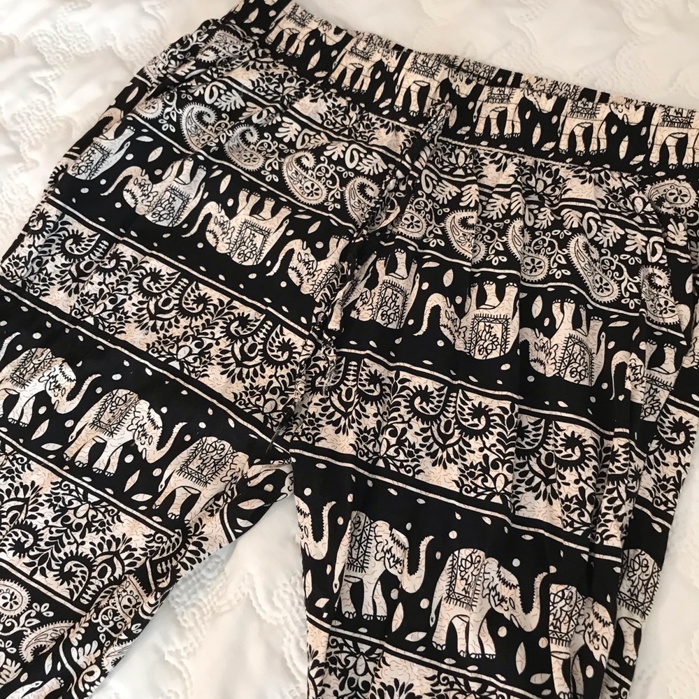 Elephant black and white drawstring pants